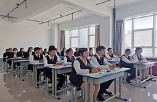 中职生<font color=