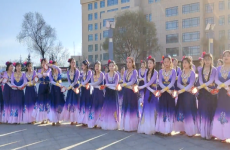 在兰州幼师学校<font color=