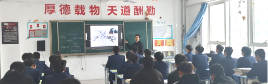 有温度的点灯人 | 优秀教师风采展示（8）：孙兵强