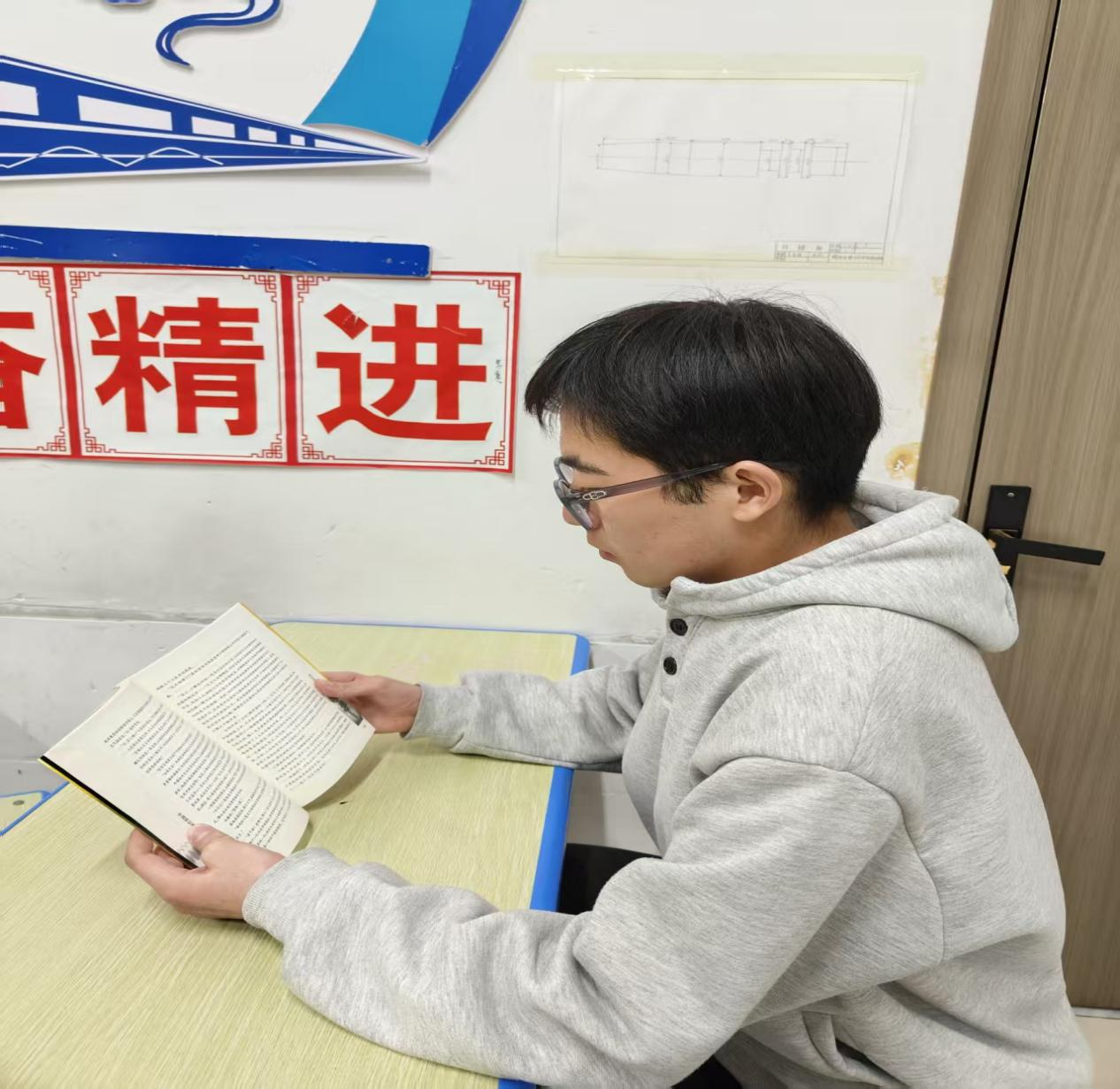 765529af186ddfa0d8caaa74fad96133 765529af186ddfa0d8caaa74fad96133